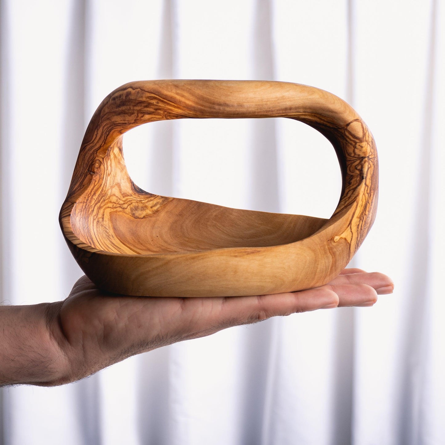 Panier de Décoration Rustique en Bois d'Olivier Avec Poignée