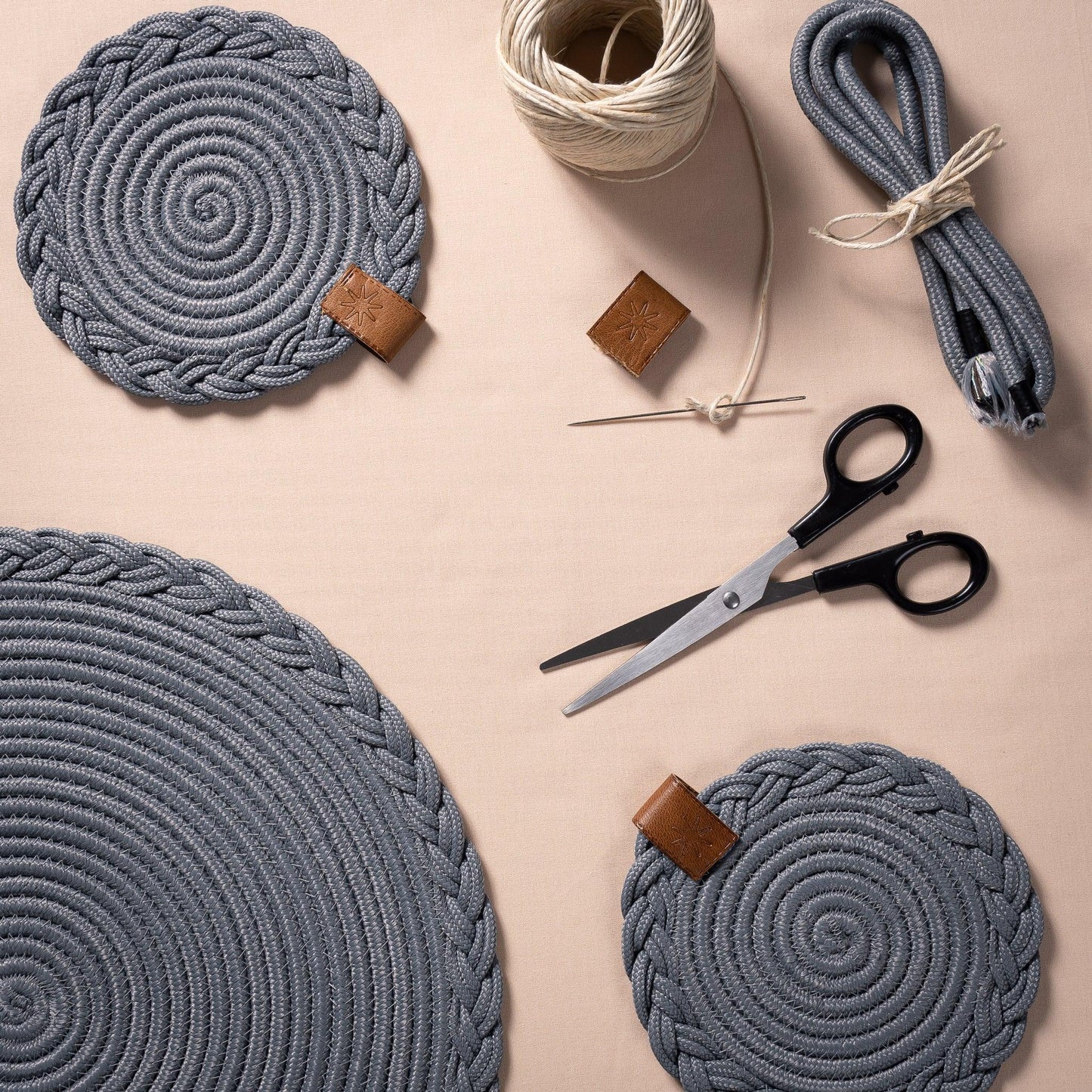 Set de Table Ovale en Coton de 30x40 cm avec Bord Tressé