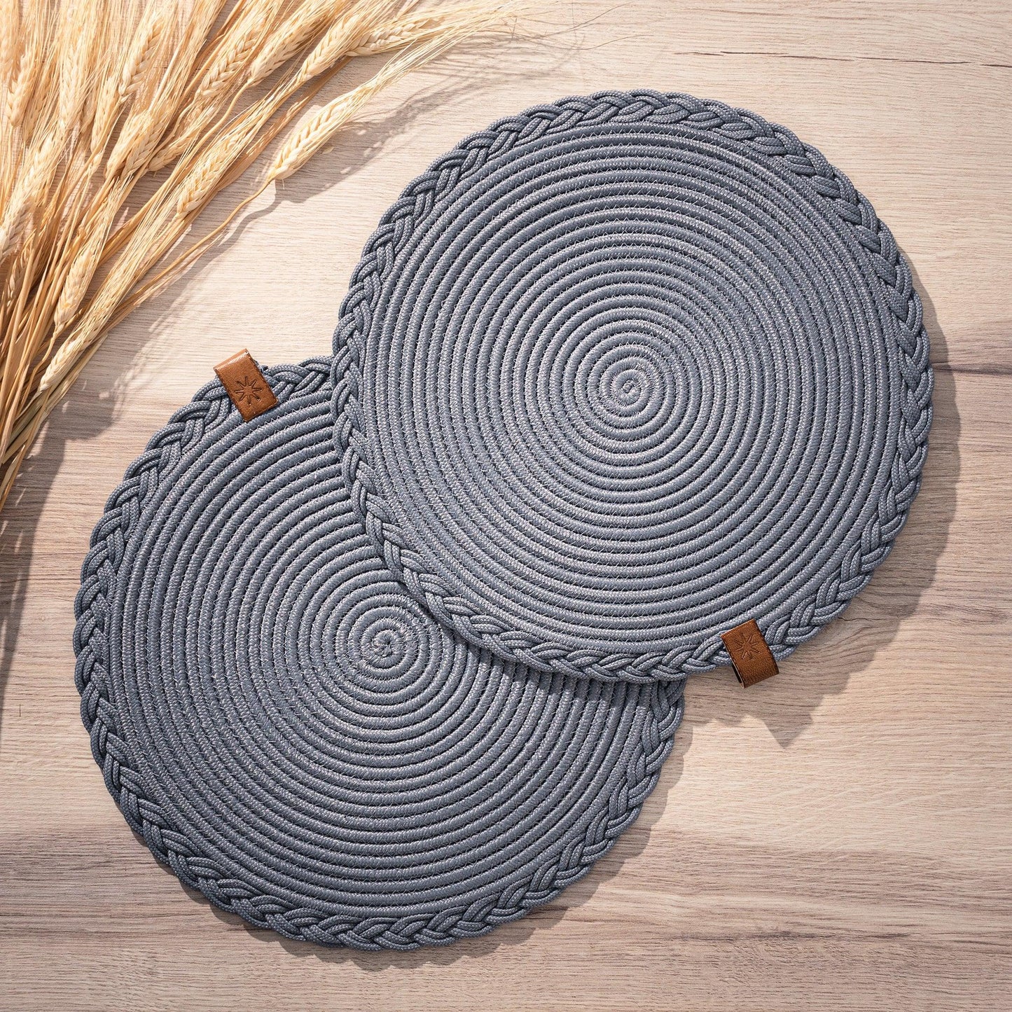 Lot de 2 Sets de Table Ronds en Coton de 32 cm avec Bord Tressé